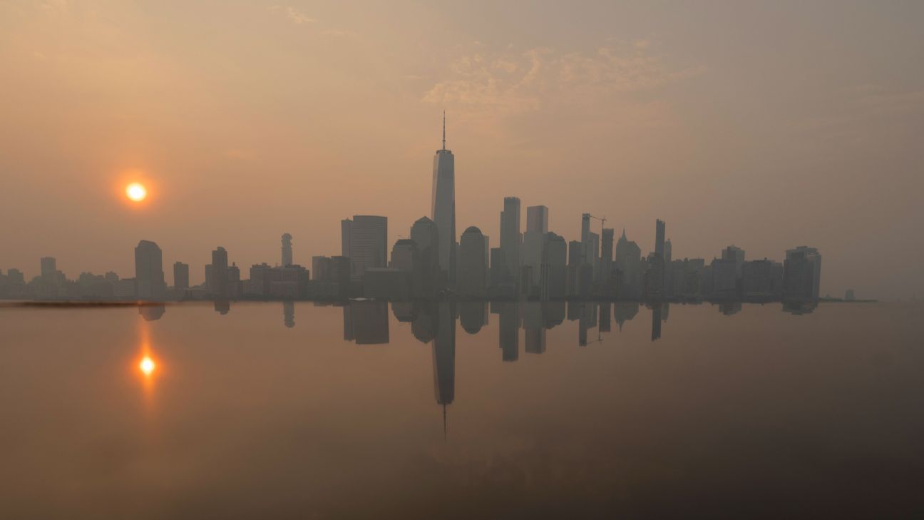 世界杯决赛前暴雨将驱散野火烟霾，空气质量有望转好